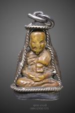 รูปหล่อโบราณรุ่น2 หลวงพ่อแดง วัดทุ่งคอก อ.สองพี่น้อง จ.สุพรรณบุรี 